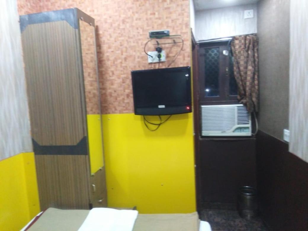Nd * Kolkata